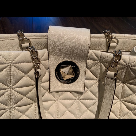 Brand new KATE SPADE ♠️ purse - Picture 2 of 6